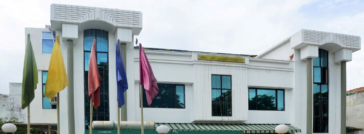 Blessings The Ultimate - Allahabad 01.jpg